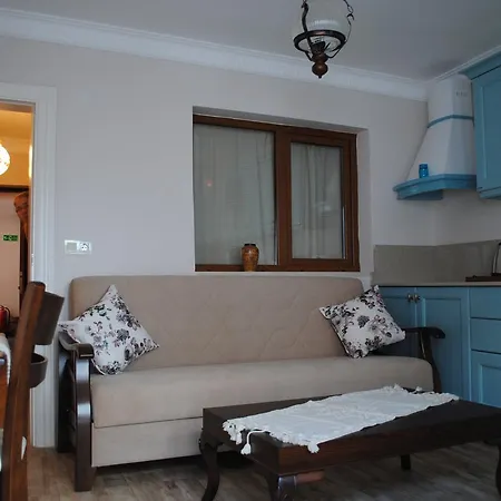 Silenos Boutique Pansiyon Seferihisar